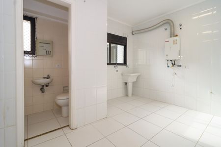 Apartamento para alugar com 197m², 3 quartos e 3 vagasÁrea de Serviço