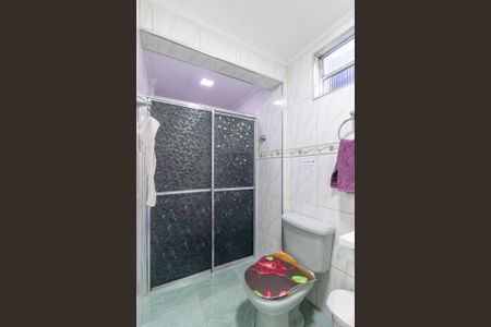 Casa à venda com 175m², 2 quartos e 2 vagas Casa à venda com 175m², 2 quartos e 2 vagasBanheiro