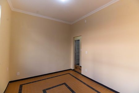 Casa à venda com 120m², 2 quartos e 1 vaga Casa à venda com 120m², 2 quartos e 1 vagaSala