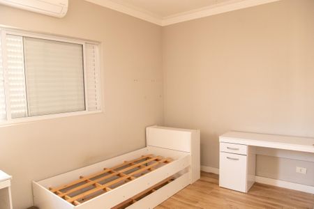 Casa à venda com 205m², 3 quartos e 3 vagas Casa à venda com 205m², 3 quartos e 3 vagasQuarto 1