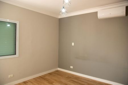 Casa à venda com 205m², 3 quartos e 3 vagas Casa à venda com 205m², 3 quartos e 3 vagasQuarto Suíte