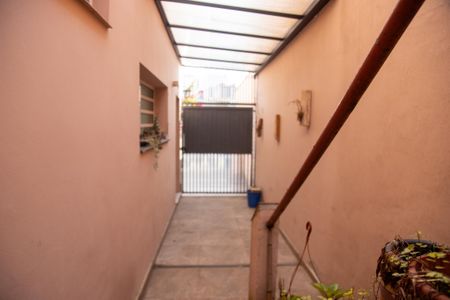 Casa à venda com 205m², 3 quartos e 3 vagas Casa à venda com 205m², 3 quartos e 3 vagasÁrea comum