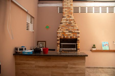 Casa à venda com 205m², 3 quartos e 3 vagas Casa à venda com 205m², 3 quartos e 3 vagasÁrea comum