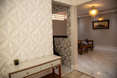 Casa à venda com 205m², 3 quartos e 3 vagas Casa à venda com 205m², 3 quartos e 3 vagasÁrea comum