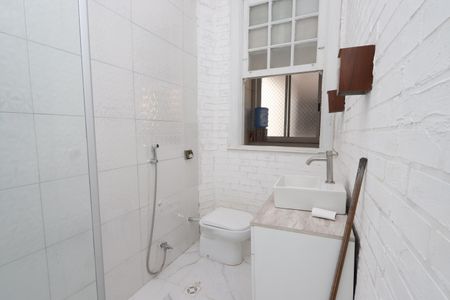 Apartamento para alugar com 110m², 3 quartos e sem vagaBanheiro