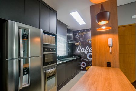Apartamento à venda com 140m², 2 quartos e 2 vagasCozinha