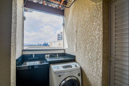 Apartamento à venda com 140m², 2 quartos e 2 vagasÁrea de Serviço