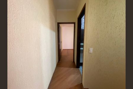 Casa para alugar com 150m², 2 quartos e 3 vagas Casa para alugar com 150m², 2 quartos e 3 vagasCorredor