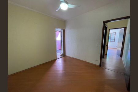 Casa para alugar com 150m², 2 quartos e 3 vagas Casa para alugar com 150m², 2 quartos e 3 vagasQuarto 1
