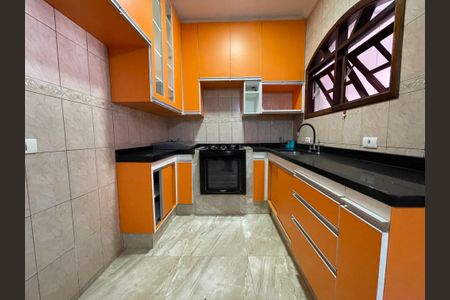 Casa para alugar com 150m², 2 quartos e 3 vagas Casa para alugar com 150m², 2 quartos e 3 vagasCozinha