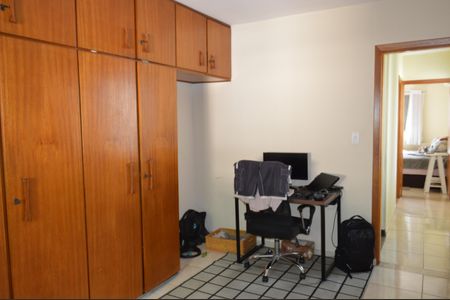 Casa à venda com 220m², 3 quartos e 2 vagasQuarto 2