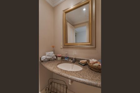 Apartamento à venda com 230m², 3 quartos e 2 vagasLavabo Sala