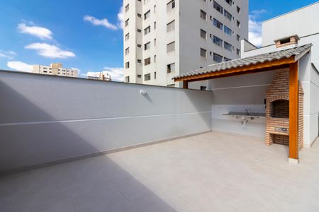 Apartamento à venda com 32m², 1 quarto e sem vaga Apartamento à venda com 32m², 1 quarto e sem vagaÁrea comum - Churrasqueira