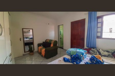 Casa à venda com 200m², 3 quartos e 2 vagas Casa à venda com 200m², 3 quartos e 2 vagasCasa 2 - Suíte