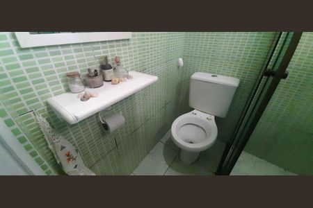 Casa à venda com 200m², 3 quartos e 2 vagas Casa à venda com 200m², 3 quartos e 2 vagasCasa 2 - Banheiro da Suíte