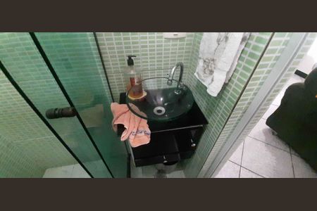 Casa à venda com 200m², 3 quartos e 2 vagas Casa à venda com 200m², 3 quartos e 2 vagasCasa 2 - Banheiro da Suíte