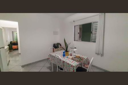 Casa à venda com 200m², 3 quartos e 2 vagas Casa à venda com 200m², 3 quartos e 2 vagasCasa 2 - Cozinha