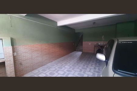 Casa à venda com 200m², 3 quartos e 2 vagas Casa à venda com 200m², 3 quartos e 2 vagasGaragem