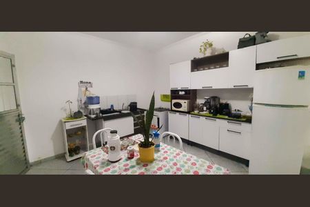 Casa à venda com 200m², 3 quartos e 2 vagas Casa à venda com 200m², 3 quartos e 2 vagasCasa 2 - Cozinha