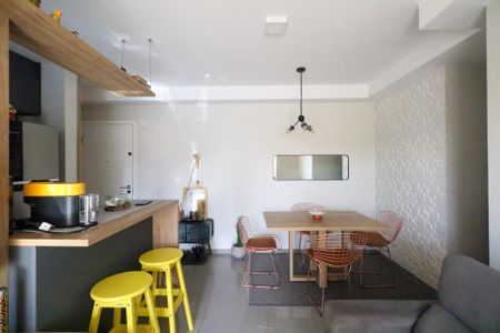 Apartamento à venda com 63m², 2 quartos e 1 vaga Apartamento à venda com 63m², 2 quartos e 1 vagaSala