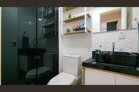 Apartamento à venda com 63m², 2 quartos e 1 vaga Apartamento à venda com 63m², 2 quartos e 1 vagaBanheiro Social