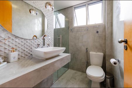 Apartamento à venda com 105m², 4 quartos e 2 vagas Apartamento à venda com 105m², 4 quartos e 2 vagasBanheiro