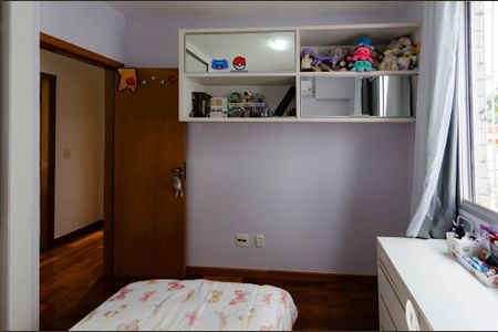 Apartamento à venda com 105m², 4 quartos e 2 vagas Apartamento à venda com 105m², 4 quartos e 2 vagasQuarto 1