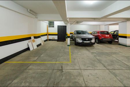 Apartamento à venda com 105m², 4 quartos e 2 vagas Apartamento à venda com 105m², 4 quartos e 2 vagasGaragem