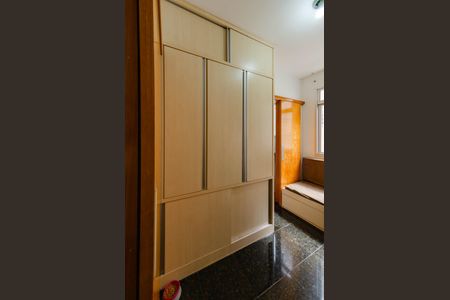 Apartamento à venda com 105m², 4 quartos e 2 vagas Apartamento à venda com 105m², 4 quartos e 2 vagasQuarto reversível