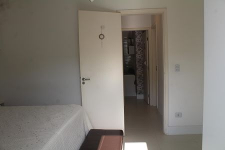 Casa de condomínio à venda com 200m², 3 quartos e 4 vagasSuíte 3