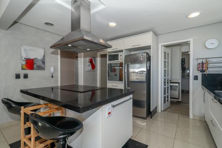 Apartamento para alugar com 210m², 4 quartos e 2 vagasCozinha