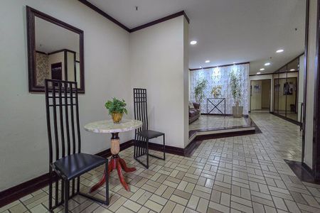 Apartamento à venda com 84m², 2 quartos e 1 vaga Apartamento à venda com 84m², 2 quartos e 1 vagaHall social