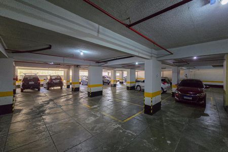 Apartamento à venda com 84m², 2 quartos e 1 vaga Apartamento à venda com 84m², 2 quartos e 1 vagaGaragem