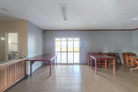 Apartamento à venda com 84m², 2 quartos e 1 vaga Apartamento à venda com 84m², 2 quartos e 1 vagaÁrea comum - Salão de festas