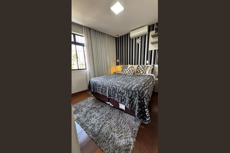 Apartamento à venda com 160m², 4 quartos e 2 vagasquarto 4