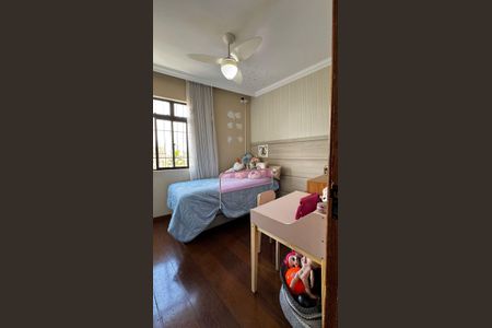 Apartamento à venda com 160m², 4 quartos e 2 vagasquarto 3