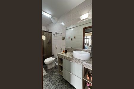 Apartamento à venda com 160m², 4 quartos e 2 vagasbanheiro 2