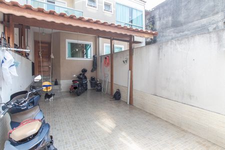Casa à venda com 107m², 3 quartos e 2 vagasGaragem