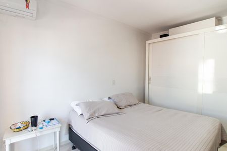 Casa à venda com 107m², 3 quartos e 2 vagasSuíte