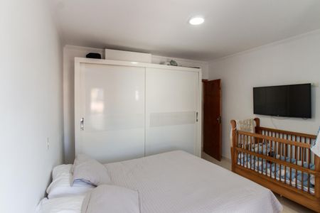 Casa à venda com 107m², 3 quartos e 2 vagasSuíte