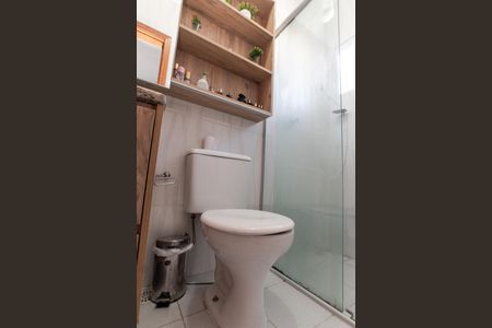 Casa à venda com 107m², 3 quartos e 2 vagasBanheiro da Suíte