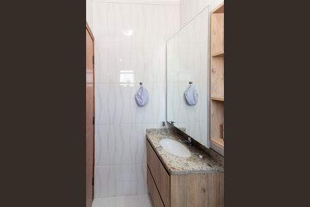 Casa à venda com 107m², 3 quartos e 2 vagasBanheiro da Suíte