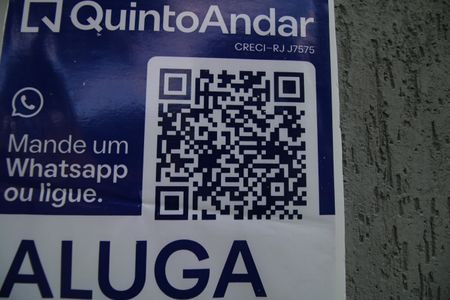 Casa à venda com 225m², 4 quartos e 2 vagasQR code