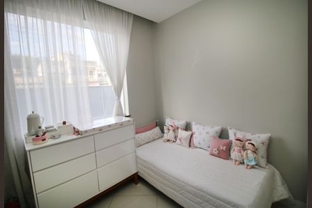 Casa à venda com 225m², 4 quartos e 2 vagasQuarto 2