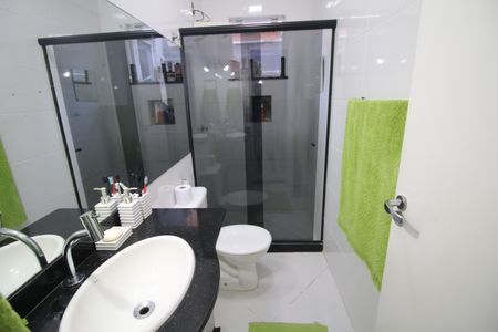 Casa à venda com 225m², 4 quartos e 2 vagasBanheiro Social