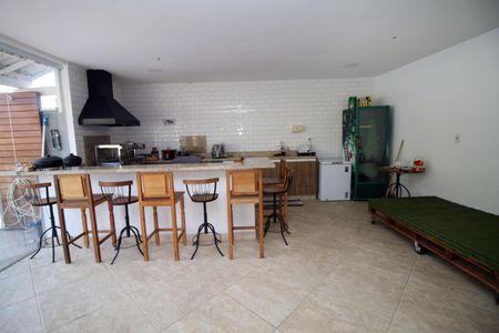 Casa à venda com 225m², 4 quartos e 2 vagasÁrea gourmet