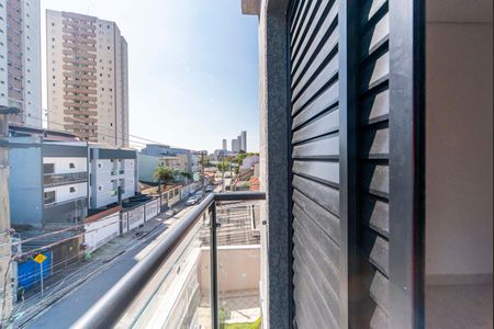 Apartamento à venda com 120m², 2 quartos e 2 vagasSacada do Quarto 2