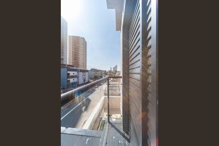 Apartamento à venda com 120m², 2 quartos e 2 vagasSacada do Quarto 2