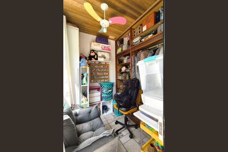 Casa à venda com 250m², 3 quartos e 4 vagasQuarto de Serviço