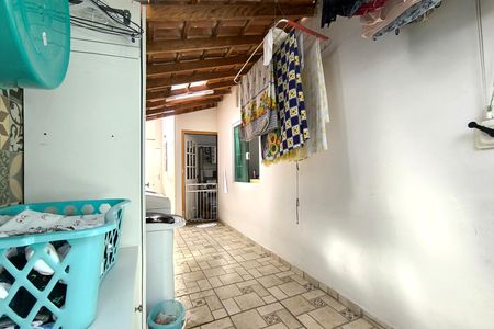 Casa à venda com 250m², 3 quartos e 4 vagasÁrea de Serviço